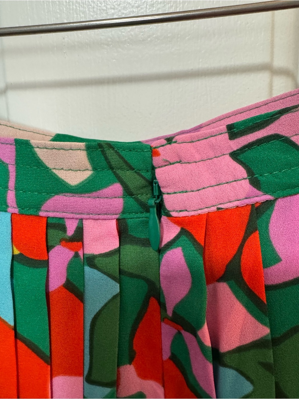 NWT J. Crew Pleated Midi Skirt in Confetti Floral Women’s Size 2 $118 - Picture 7 of 10